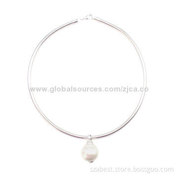 Wholesale Fashionable Charming Women's Metal NecklaceNew